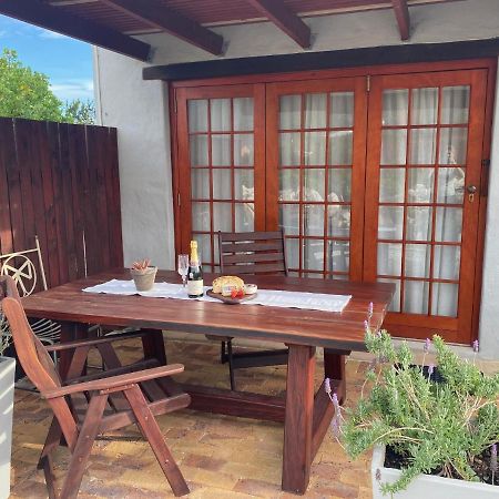 Hidden Stream Cottage Bettyʼs Bay エクステリア 写真